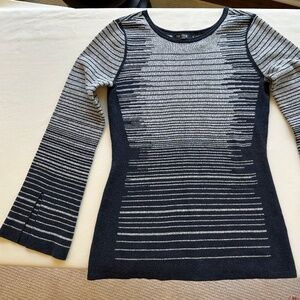 "Nic+Zoe" Fine knit sweater, long sleeved, Navy and White, Womens PP